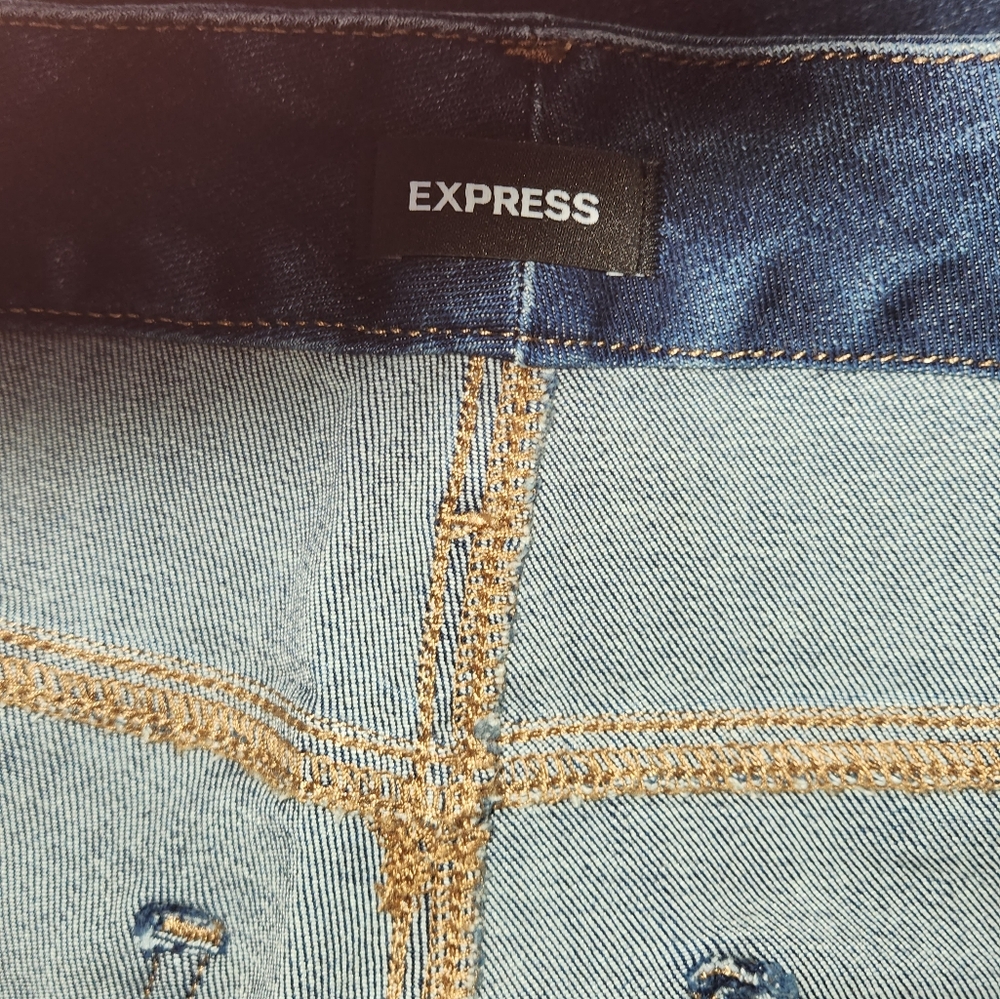 Express Jeans - Picture 2 of 5